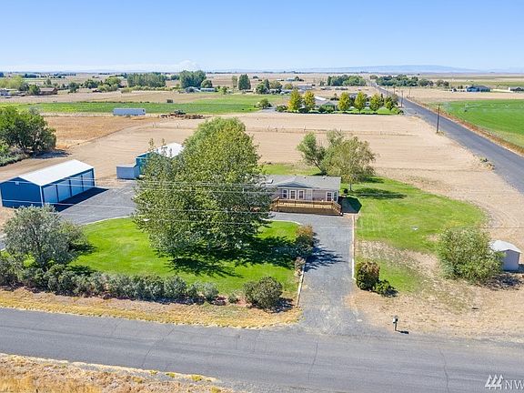 3rd image of 4972 Road F NE