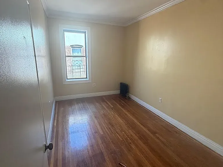72 Vermilyea Ave #5D — Photo 5