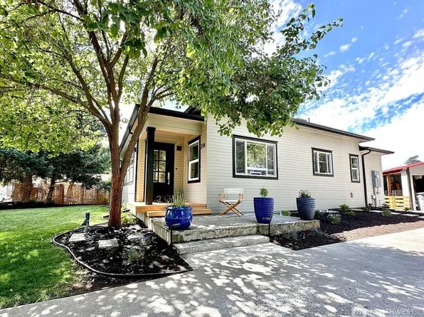 218 Warren Street, Waitsburg, WA 99361