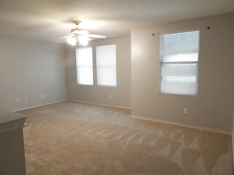 12914 Vassar Dr — Photo 9