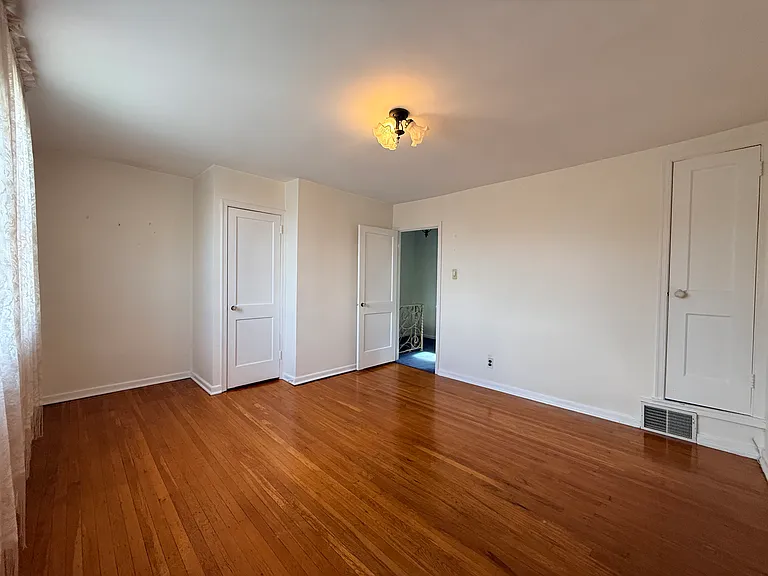 3303 Hartel Ave — Photo 17