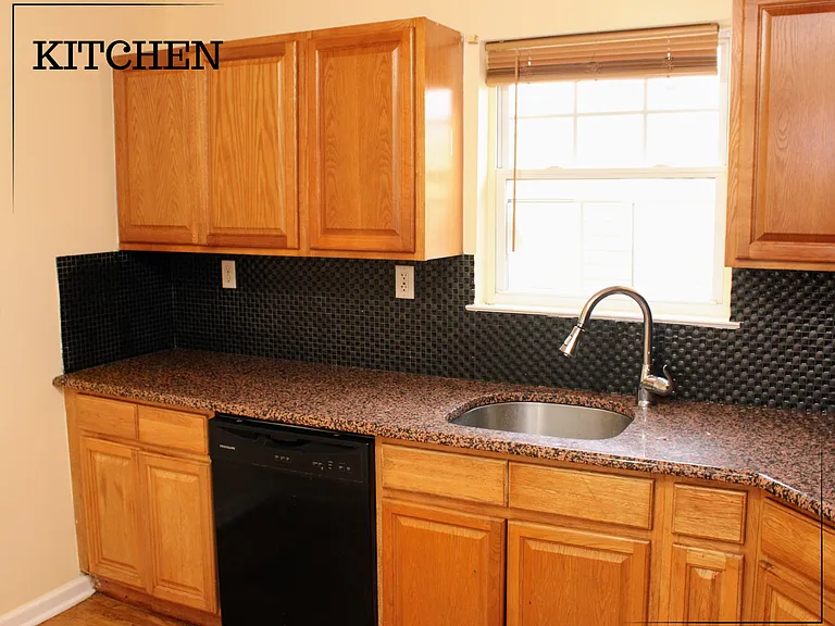 20 Wainwright St #2 — Photo 10