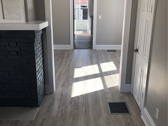 5th image of 3551 W 45th St