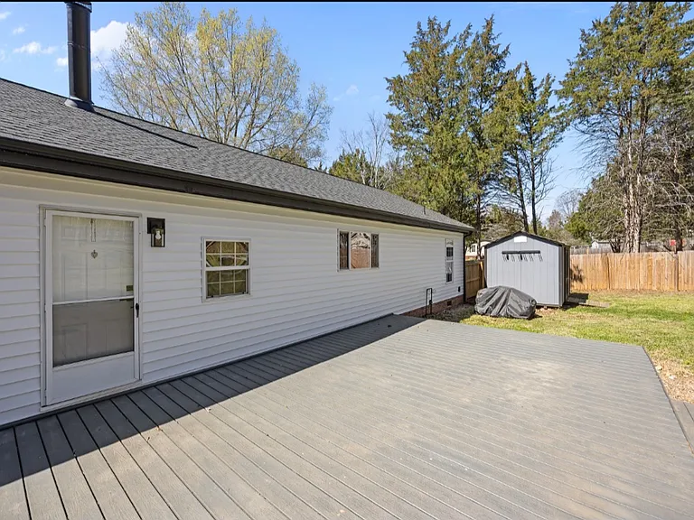 3057 Fountainview Ave — Photo 37