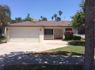 6042 Hamilton Dr, Riverside, CA 92506