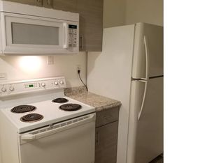 1245 NE 127th St #3, Miami, FL 33161