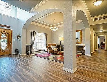 Entry/Hall Area
