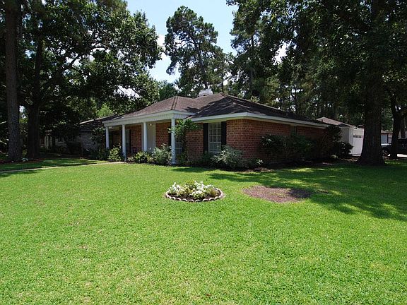 Spacious corner lot to enjoy with mature shade trees