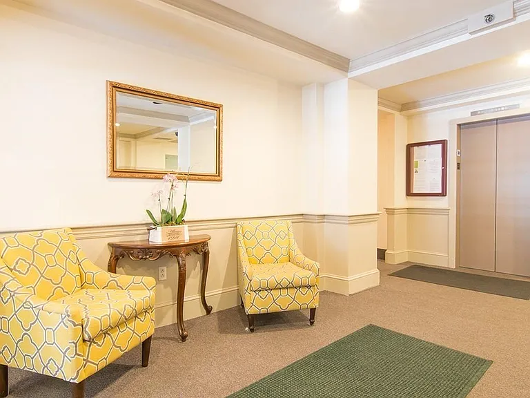 534 Beacon St #803 — Photo 3