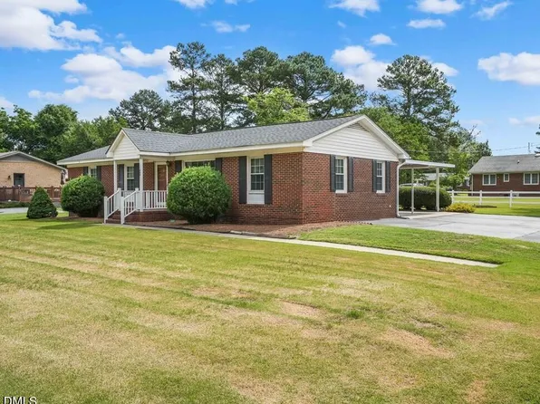 606 E Fremont St, Kenly, NC 27542