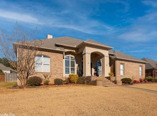 3950 Newcastle Dr, Conway, AR 72034