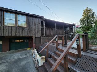 460 Lansing Edmond Rd, Edmond, WV 25837