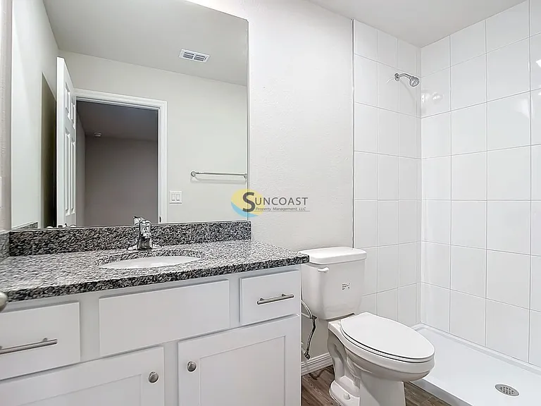 10474 Pendleton Ave — Photo 13