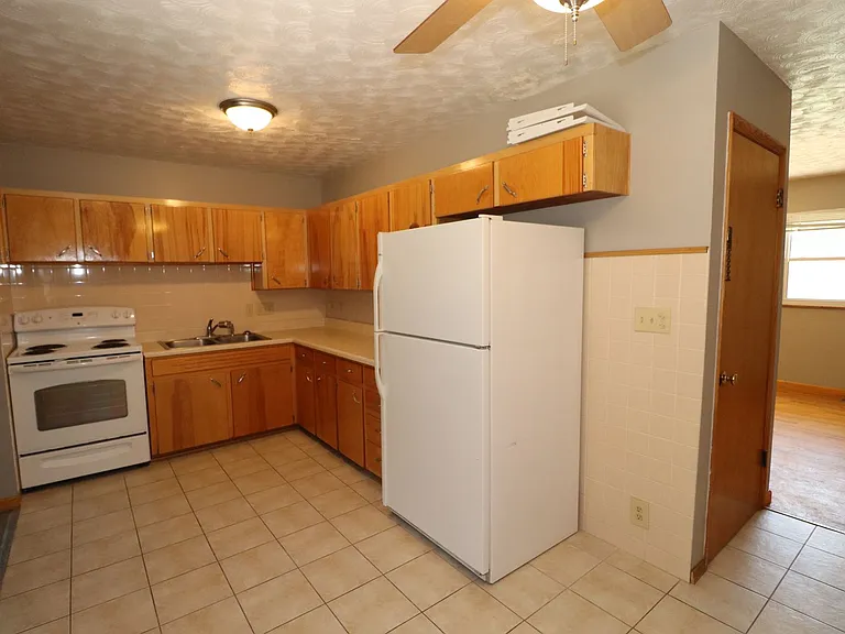 510 Maple St — Photo 7