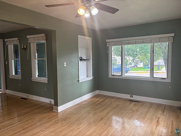 4th image of 403 E Camp St