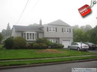 95 Baldwin Ter, Wayne, NJ 07470