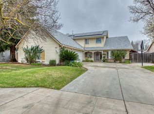 838 Cypress Ave, Clovis, CA 93611