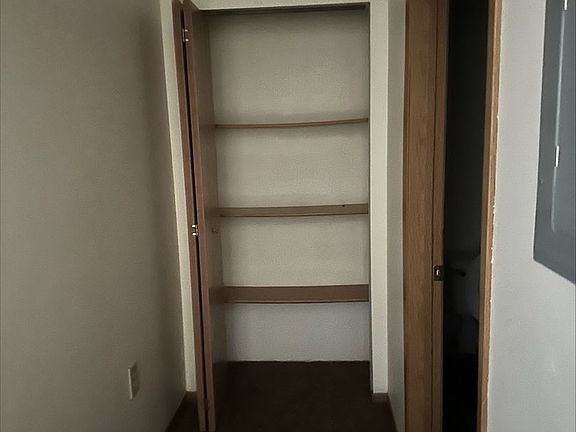 3rd image of 800 26th St NW #109