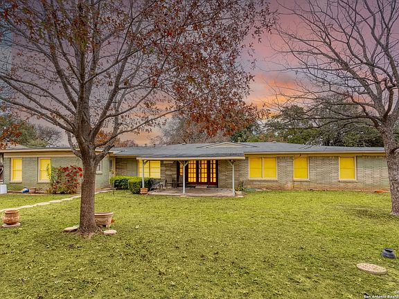 2nd image of 104 ROLLING GREEN DR