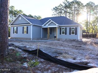 1790 Salisbury Rd, Southport, NC 28461