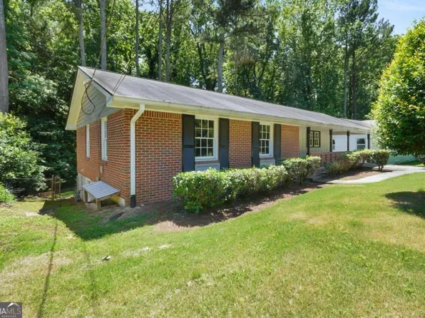 3227 Moss Oak Dr, Atlanta, GA 30340