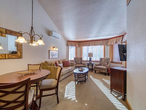 2nd image of 4955 N Landmark Cir Unit 4204