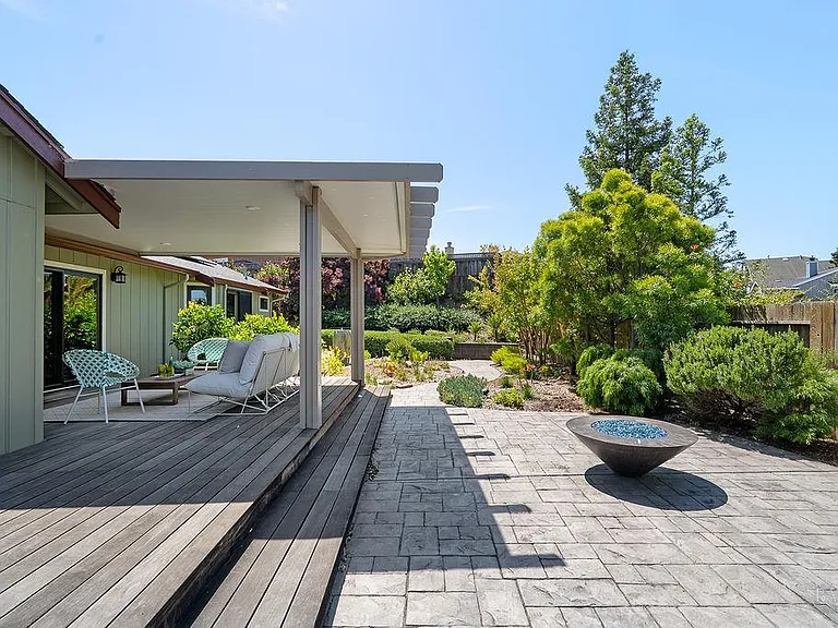 451 Trotter Dr — Photo 11