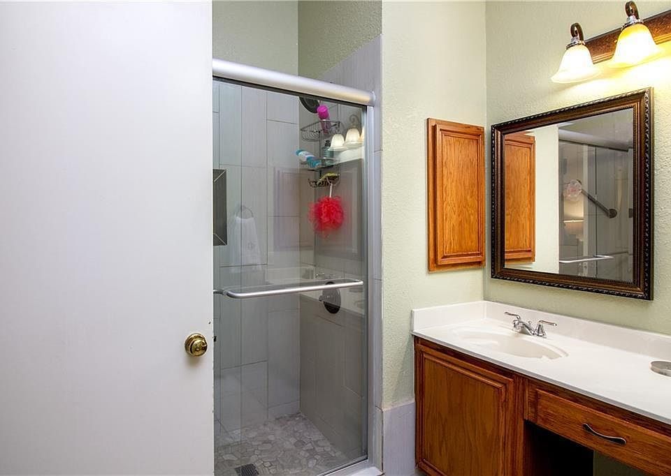 1st image of 1562 Hancock Dr
