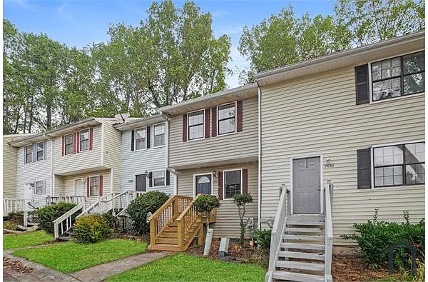 Building Photo - 7042 Oakhill Cir
