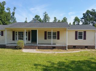 1755 Barnhill Rd, Galivants Ferry, SC 29544