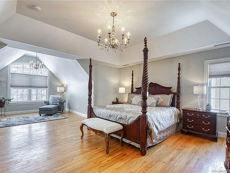 6 Romano Ct — Photo 11