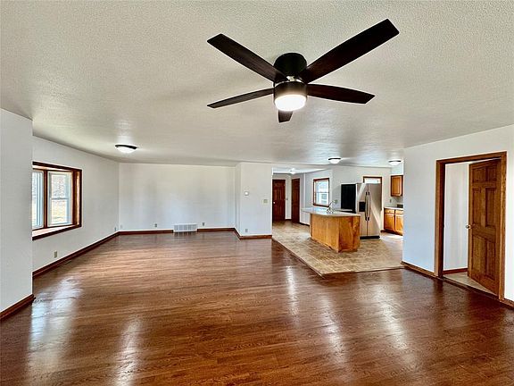 5th image of W4055 Jene Road