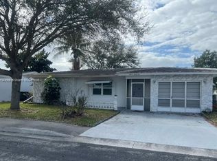 1165 N Rock Island Rd, Margate, FL 33063