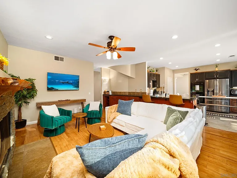 18106 Chieftain Ct — Photo 26