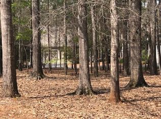 111 Dogwood Ln, Hamilton, GA 31811