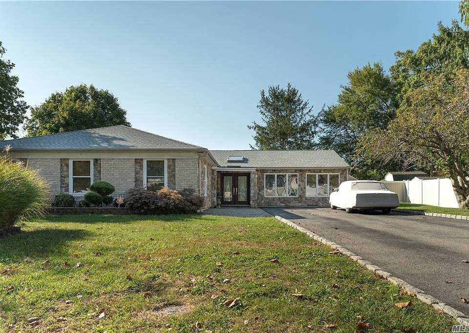 1st image of 82 Sequoia Dr