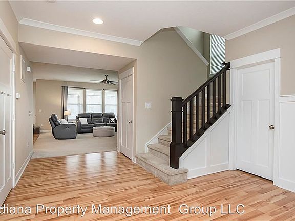 3rd image of 7820 Hedgehop Dr