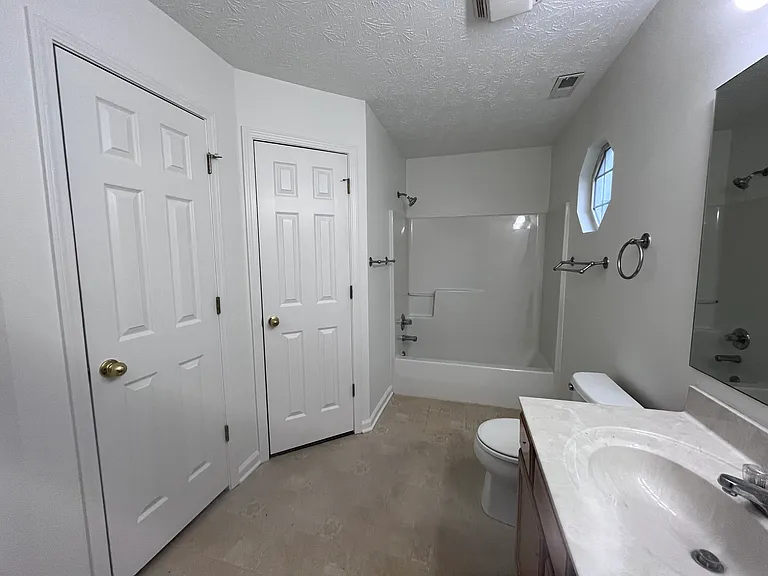 6540 Amherst Way — Photo 4