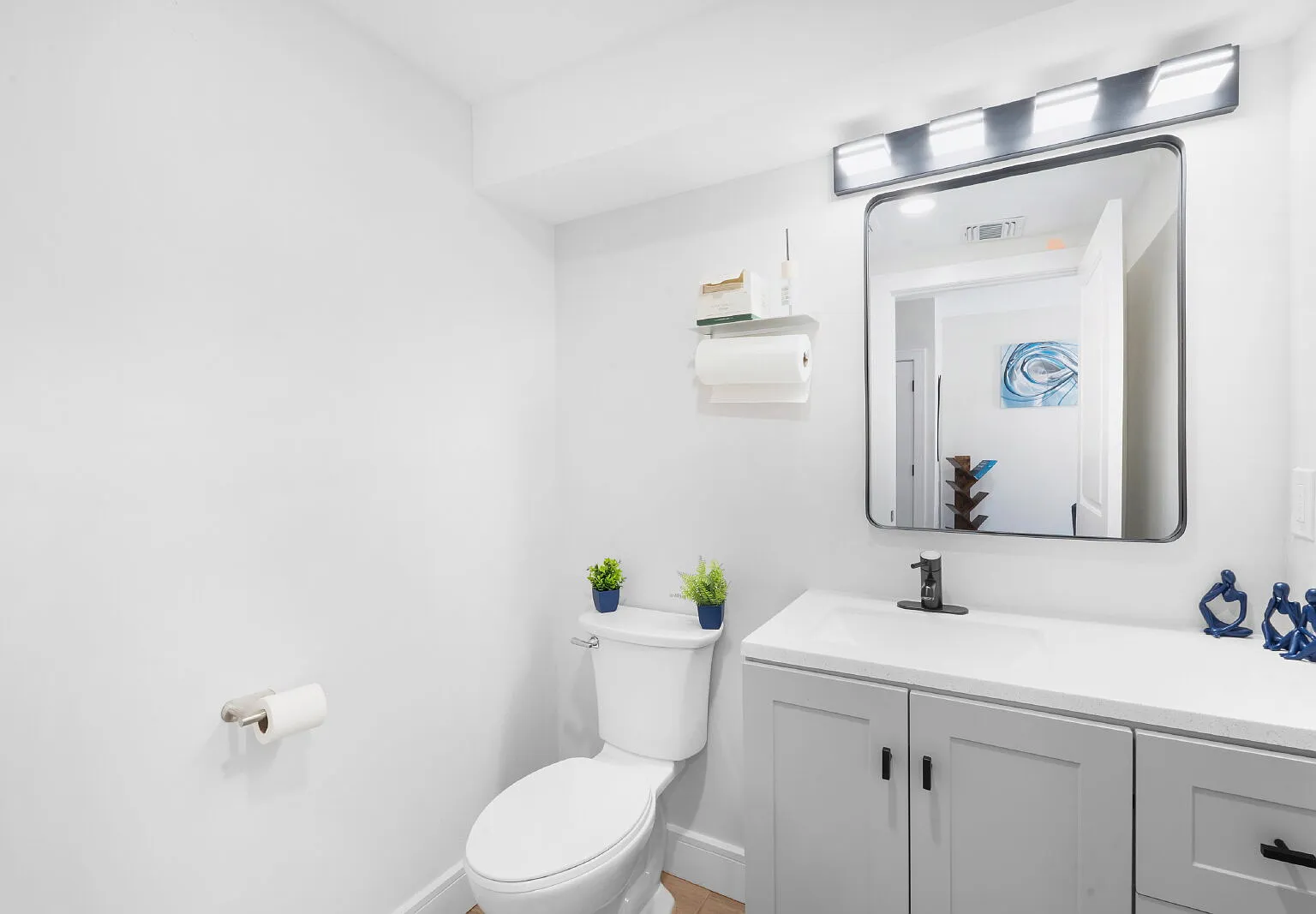 2 bed, 4.0 bath, $2,995 — Photo 4