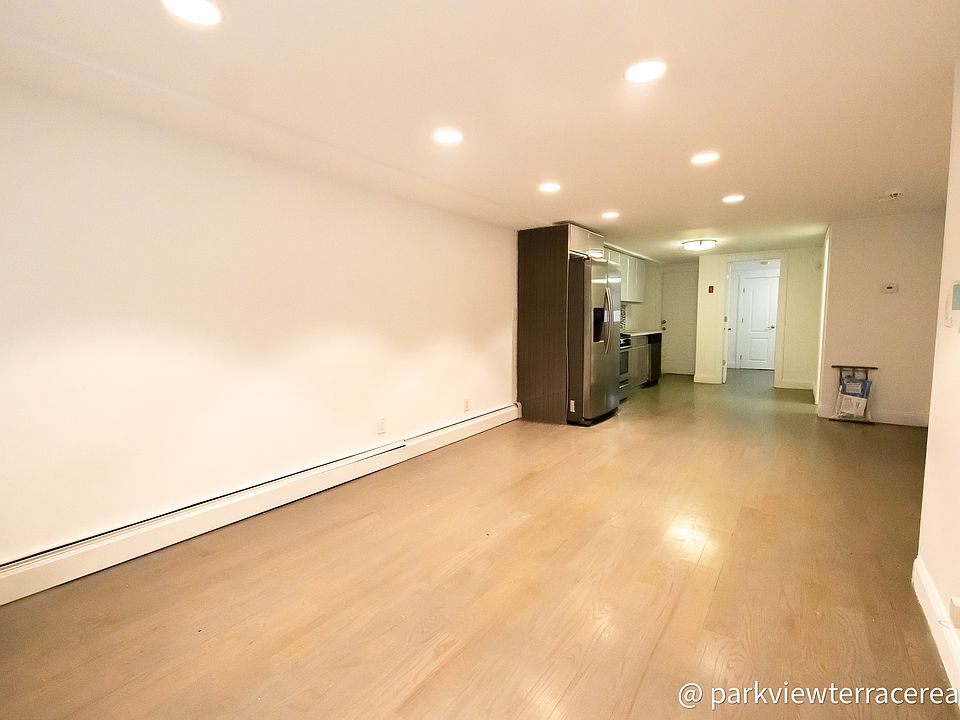 1st image of 2295 Pacific St #1