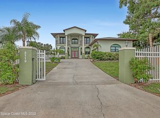 3119 Indian River Dr N, Cocoa, FL 32922