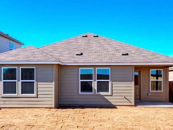 5th image of 432 Sebring Cir