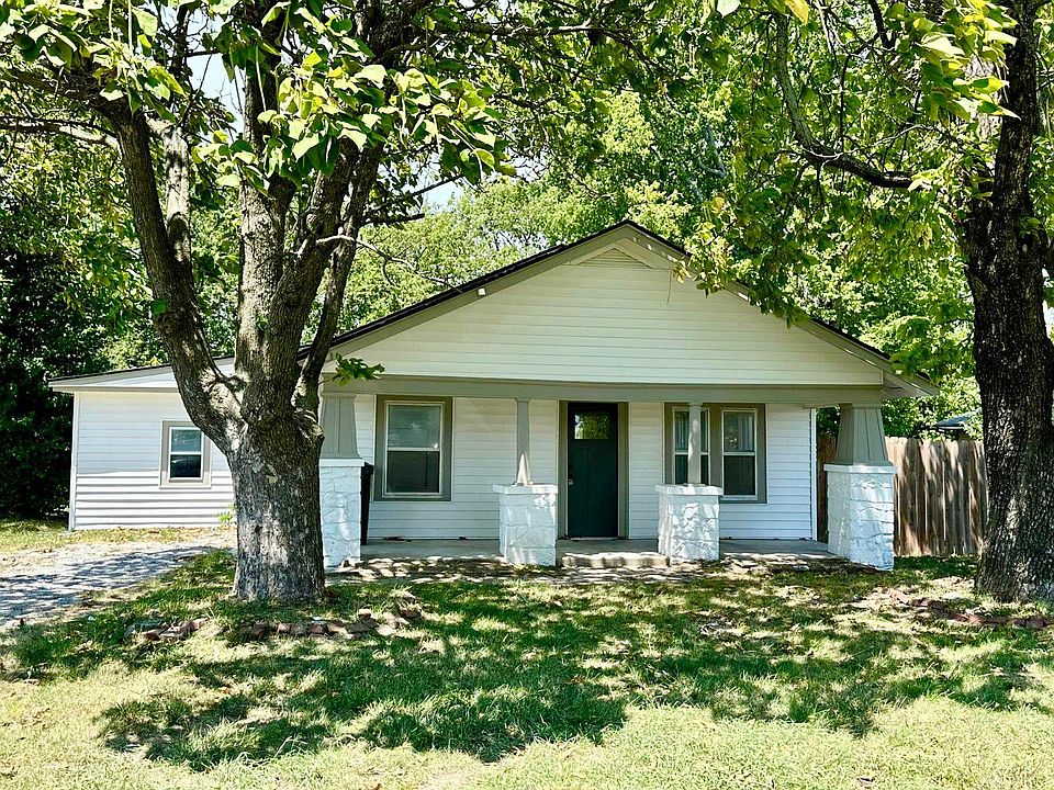 1st image of 209 N Oseuma Ave
