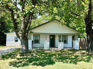 209 N Oseuma Ave, Claremore, OK 74017