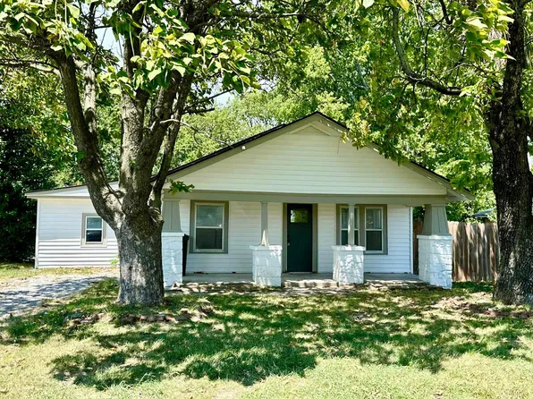 209 N Oseuma Ave, Claremore, OK 74017