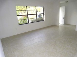 920 Forest St NE, Palm Bay, FL 32907