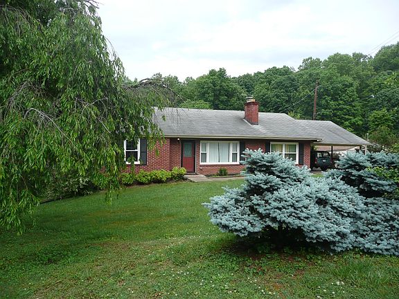 3rd image of 645 Murray Dr