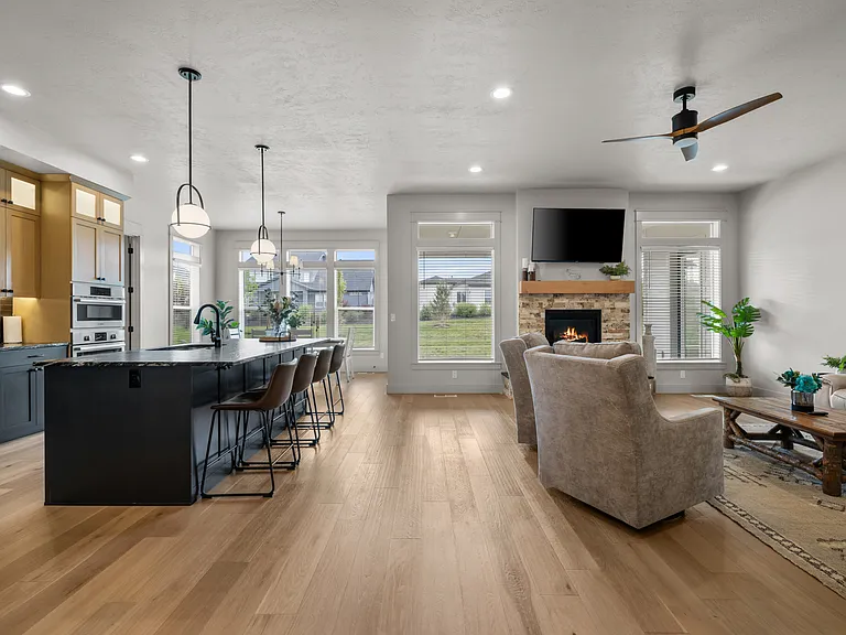 1293 W Capstone Dr — Photo 25