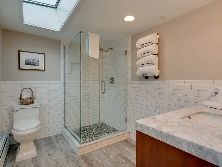681 Old Montauk Hwy — Photo 16