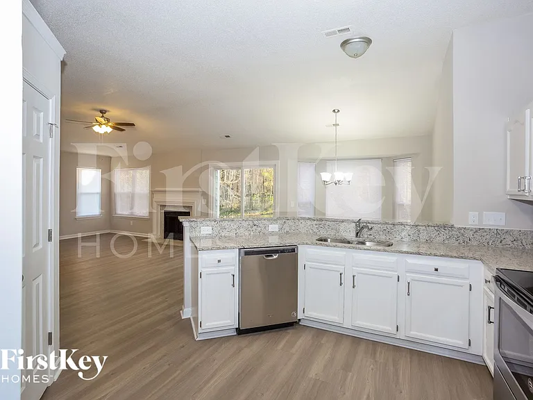 11226 Isthmus Ct — Photo 8